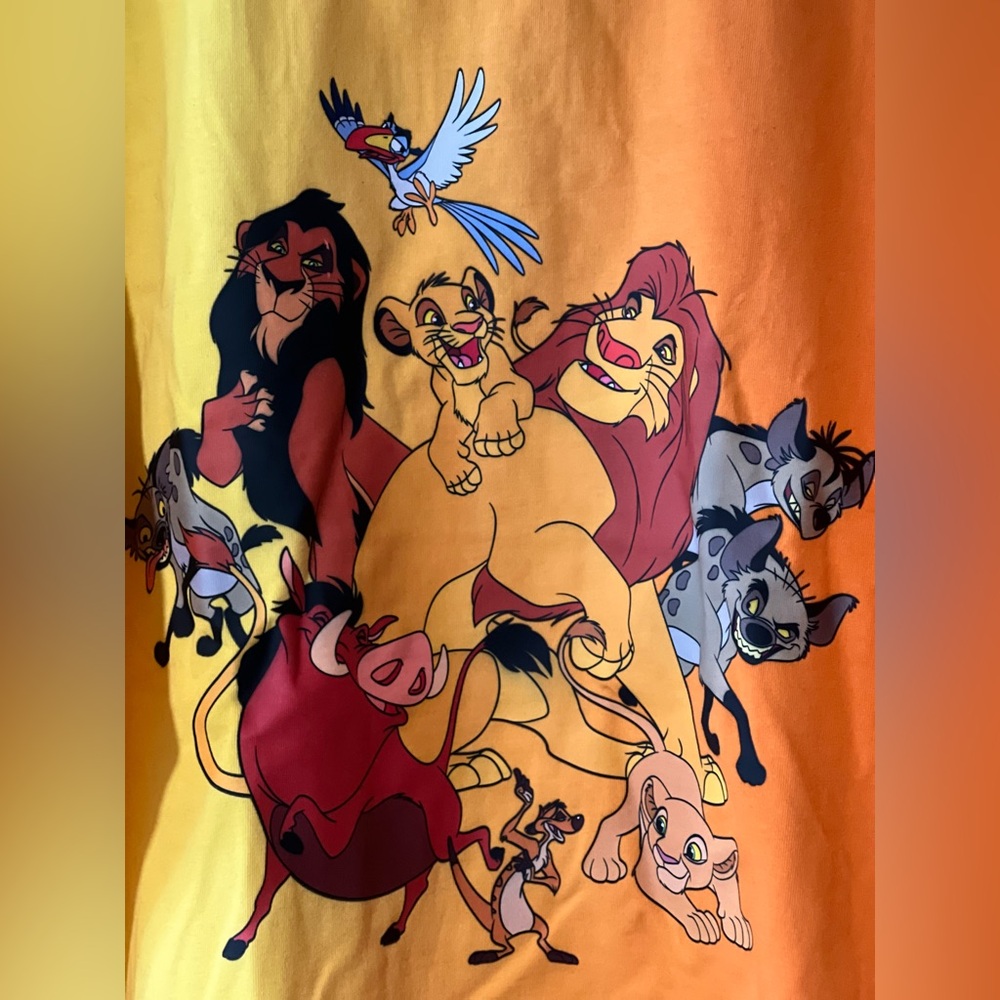 Disney Parks Lion King Walt Disney World Celebration Crew Two Tone Tee Size M - Picture 2 of 11